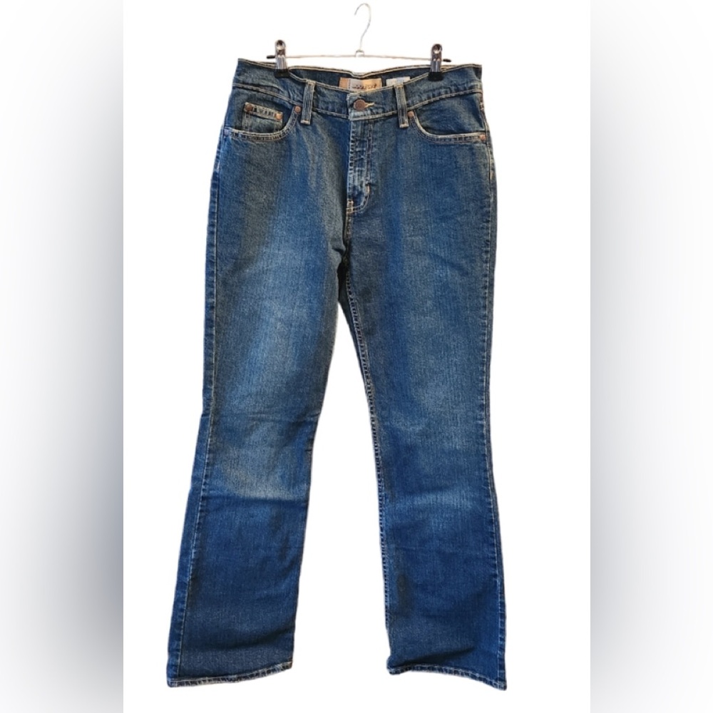 EUC- women’s Stretch Denim Boot Cut Jeans